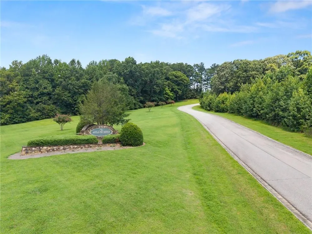 150 Lake Ridge Trail Baldwin, GA 30511