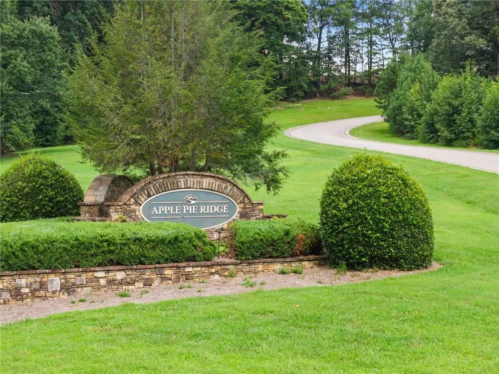 150 Lake Ridge Trail Baldwin, GA 30511