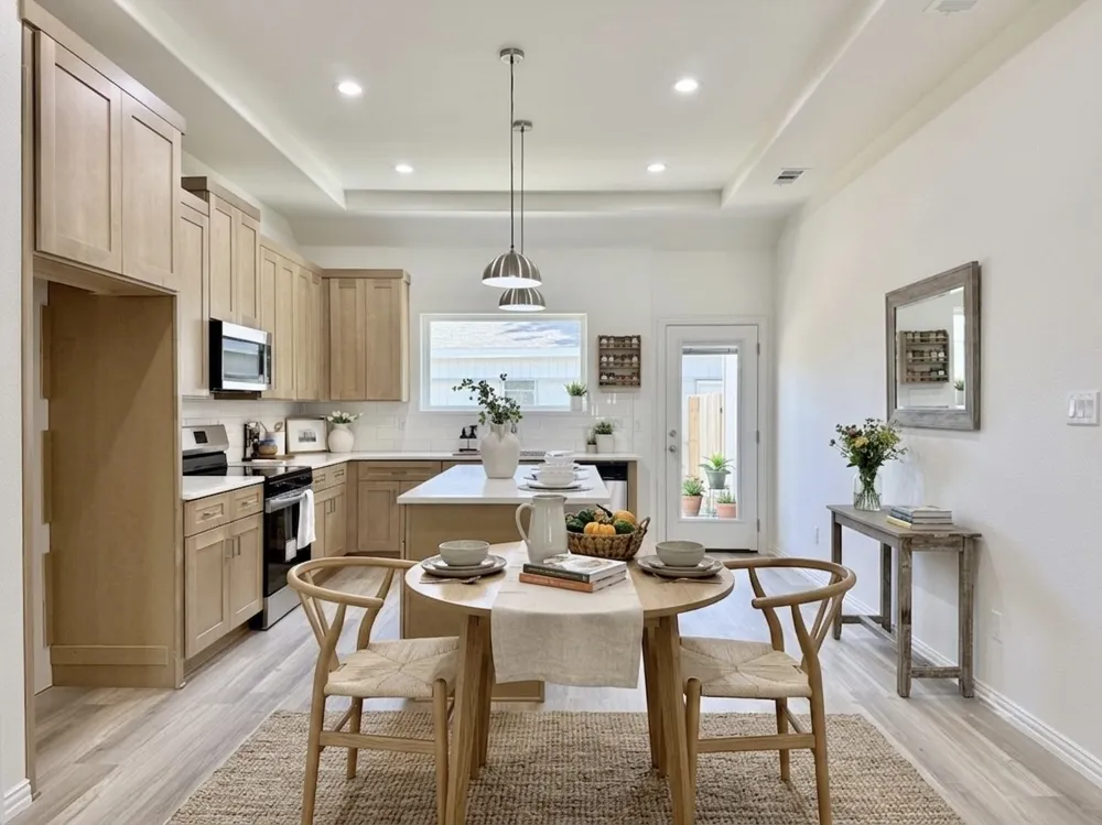 5555 Mercedes Circle Granbury, TX 76048