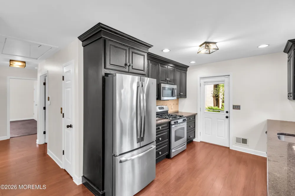30 Pear Street Tinton Falls, NJ 07724