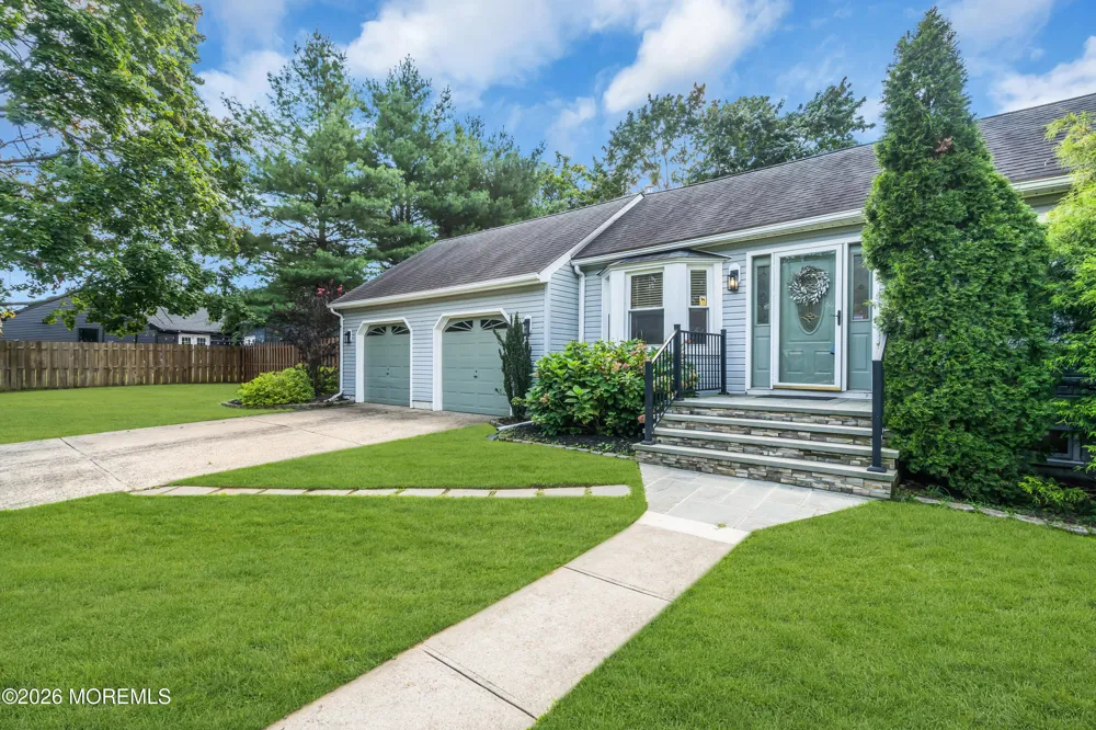 30 Pear Street Tinton Falls, NJ 07724
