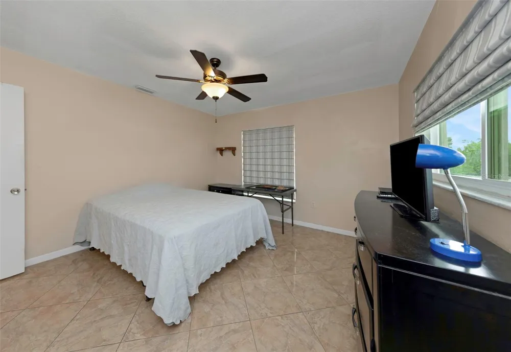 5355 FERNDALE PLACE Pinellas Park, FL 33782