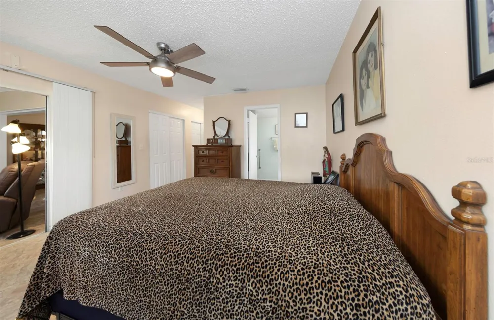 5355 FERNDALE PLACE Pinellas Park, FL 33782
