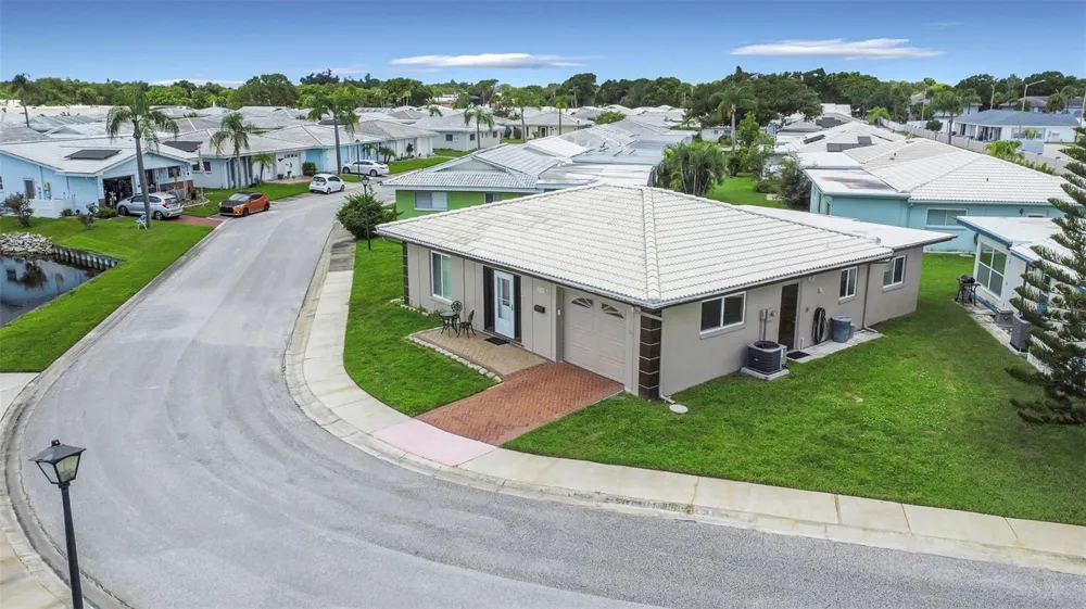 5355 FERNDALE PLACE Pinellas Park, FL 33782