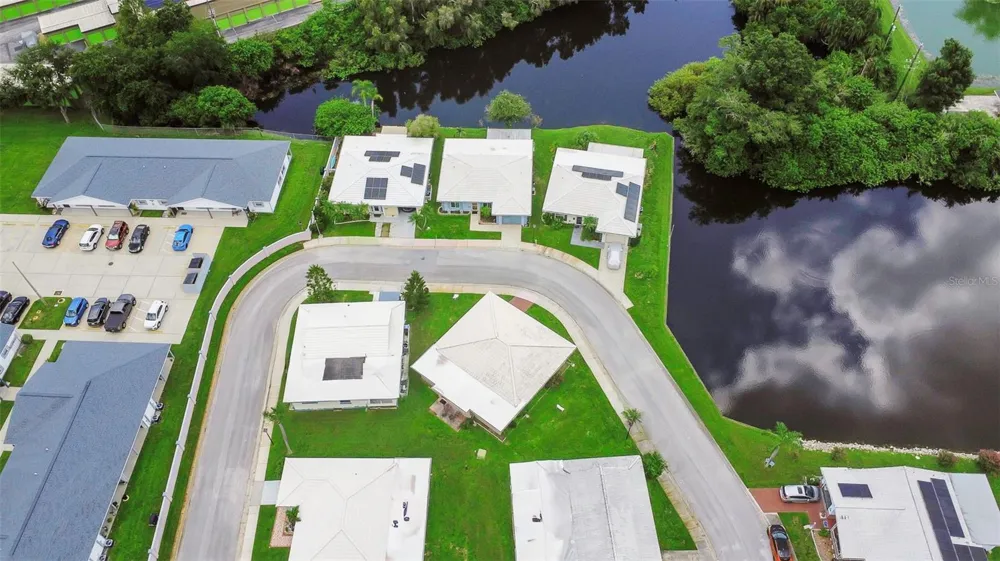 5355 FERNDALE PLACE Pinellas Park, FL 33782