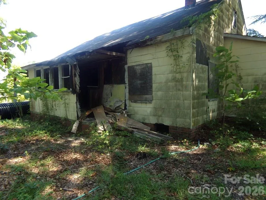 723 Lester Hicks Circle Pageland, SC 29728