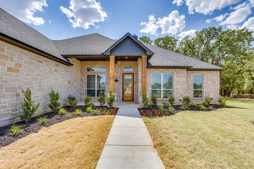 608 Tay Tay Way Springtown, TX 76082