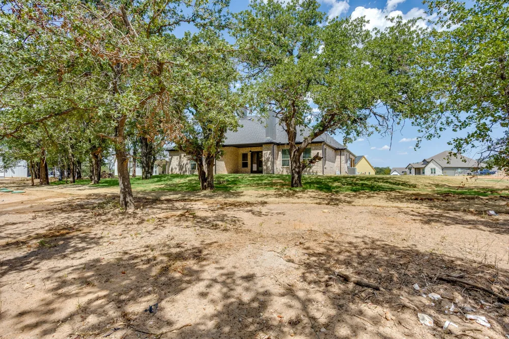 608 Tay Tay Way Springtown, TX 76082