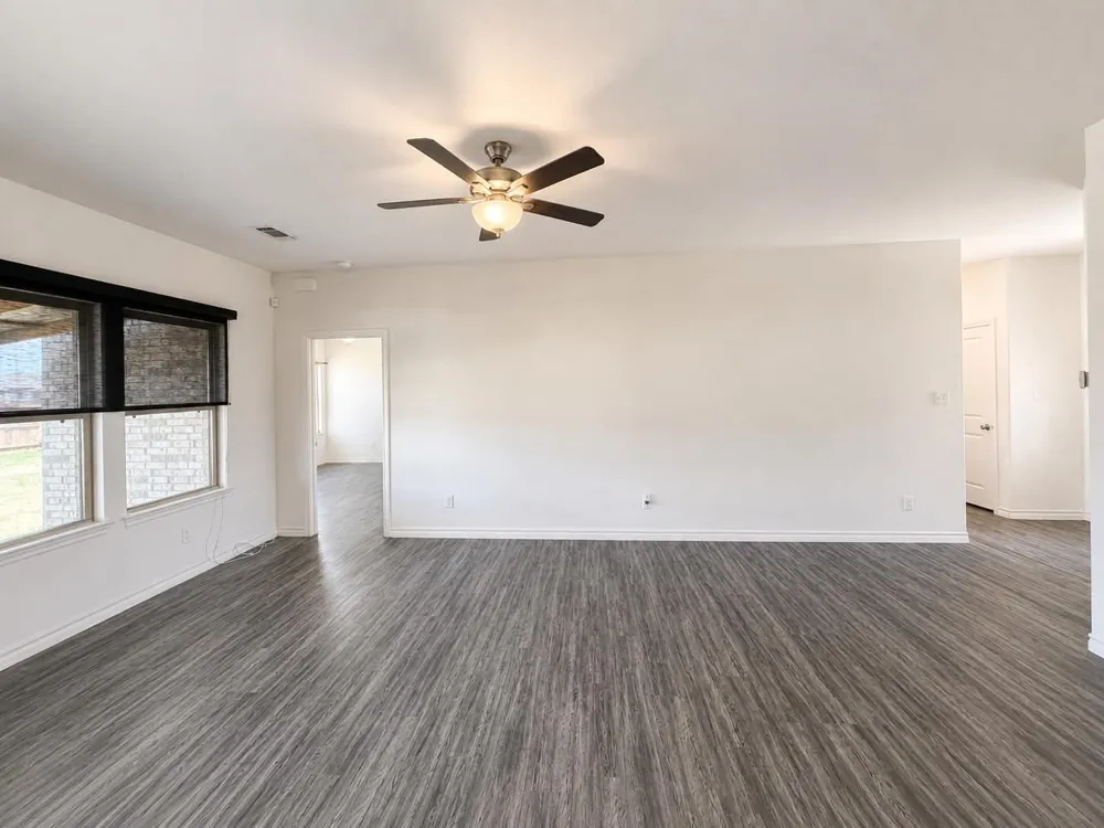 2915 Emma Lane Mabank, TX 75147