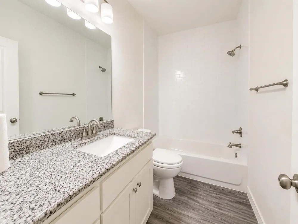 2915 Emma Lane Mabank, TX 75147