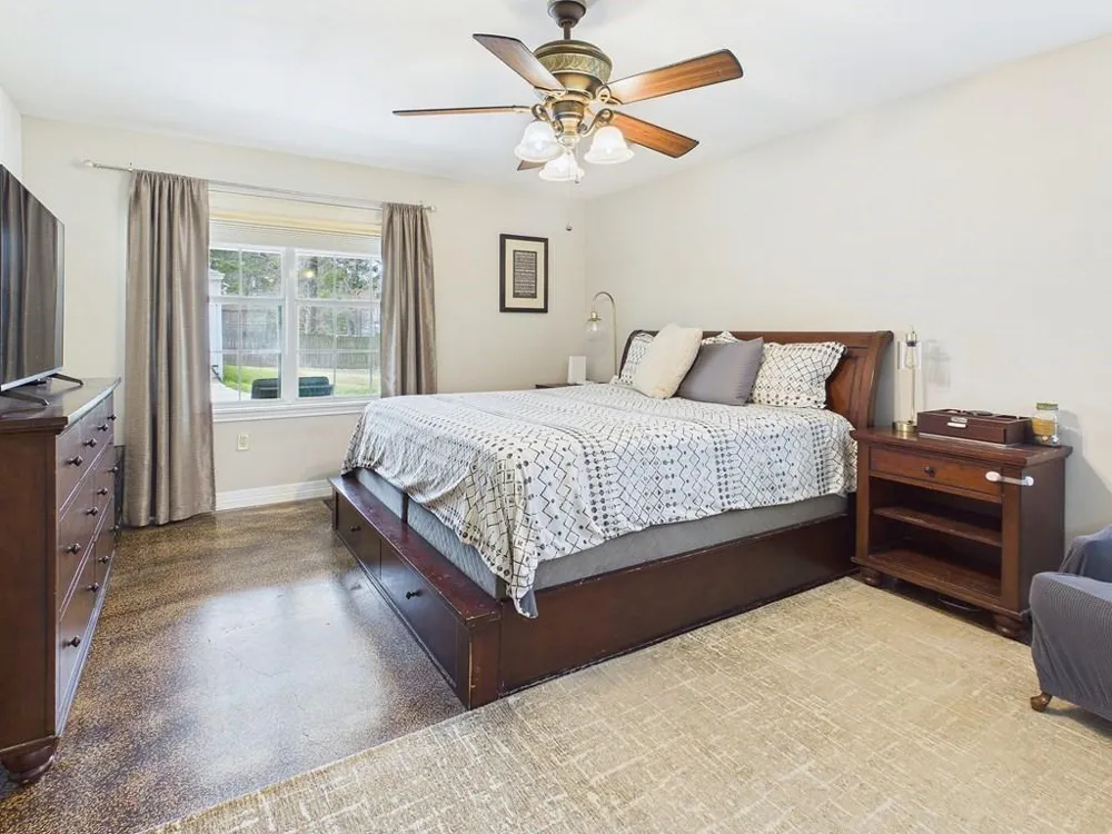2000 Howard Avenue Lufkin, TX 75901