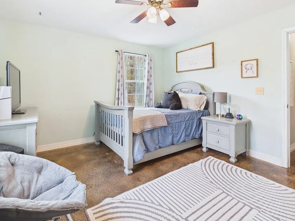 2000 Howard Avenue Lufkin, TX 75901