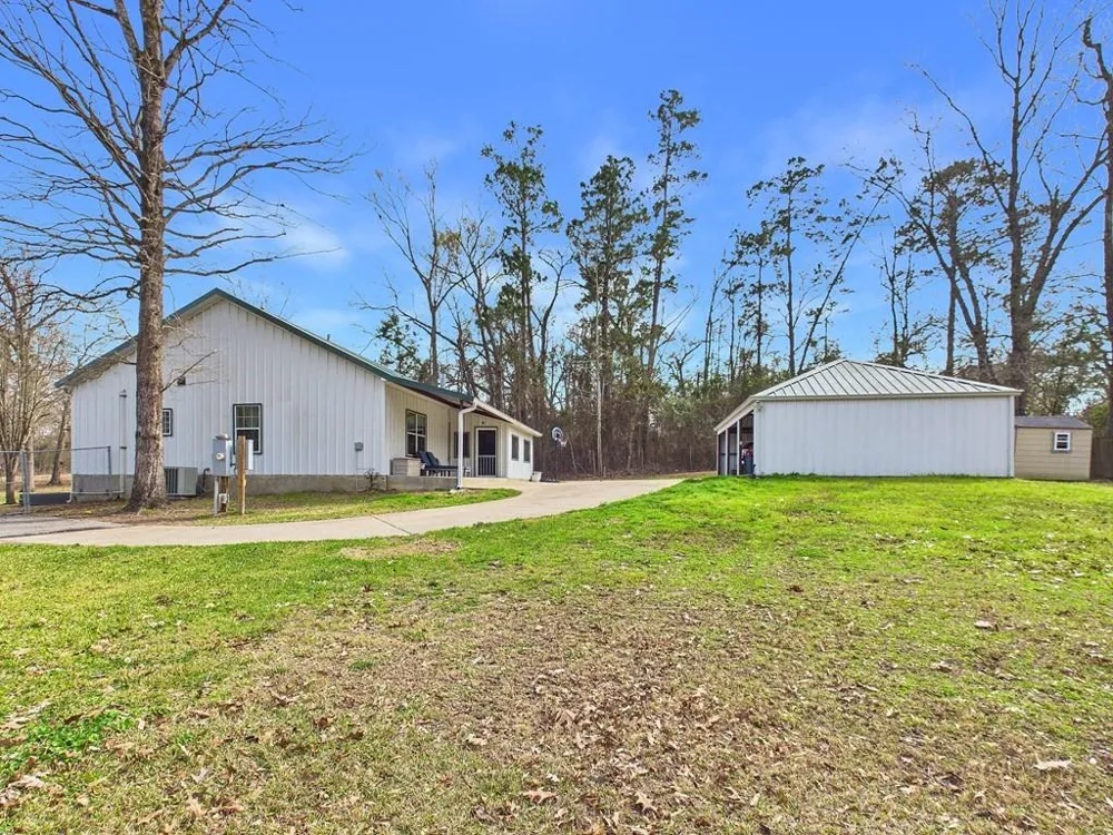 2000 Howard Avenue Lufkin, TX 75901