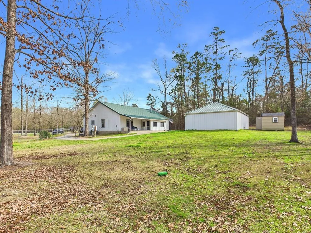 2000 Howard Avenue Lufkin, TX 75901