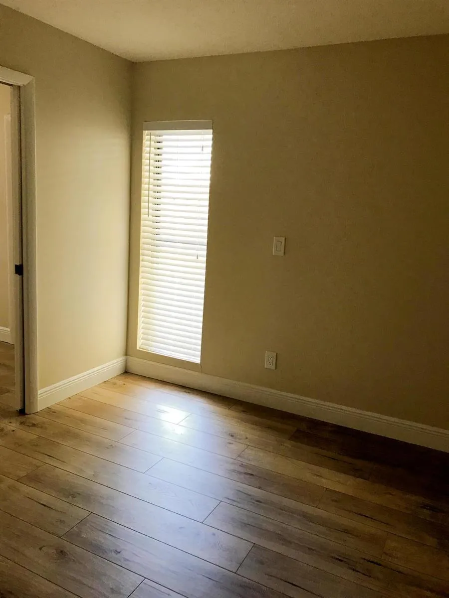 645 Executive Center Drive #R-105 West Palm Beach, FL 33401