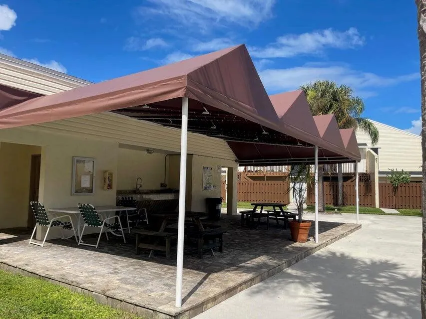 645 Executive Center Drive #R-105 West Palm Beach, FL 33401