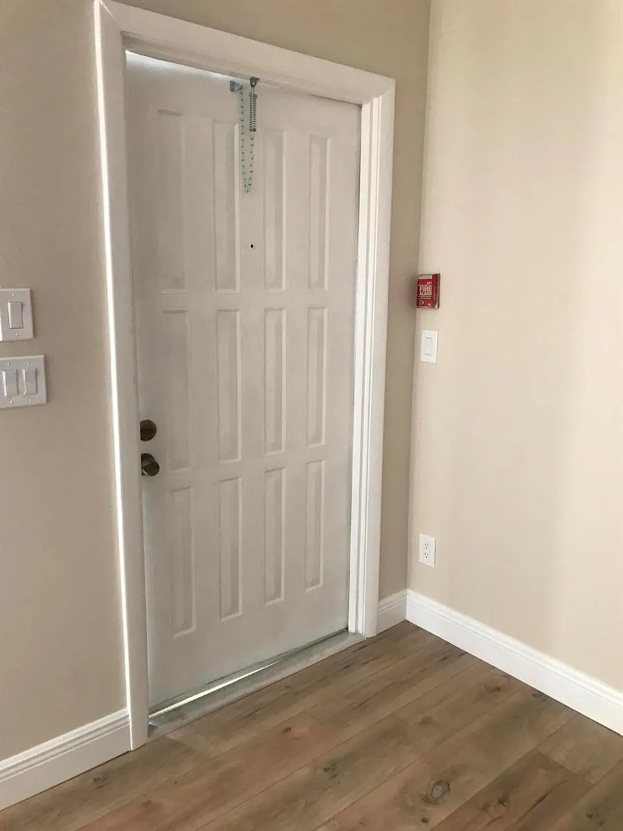 645 Executive Center Drive #R-105 West Palm Beach, FL 33401