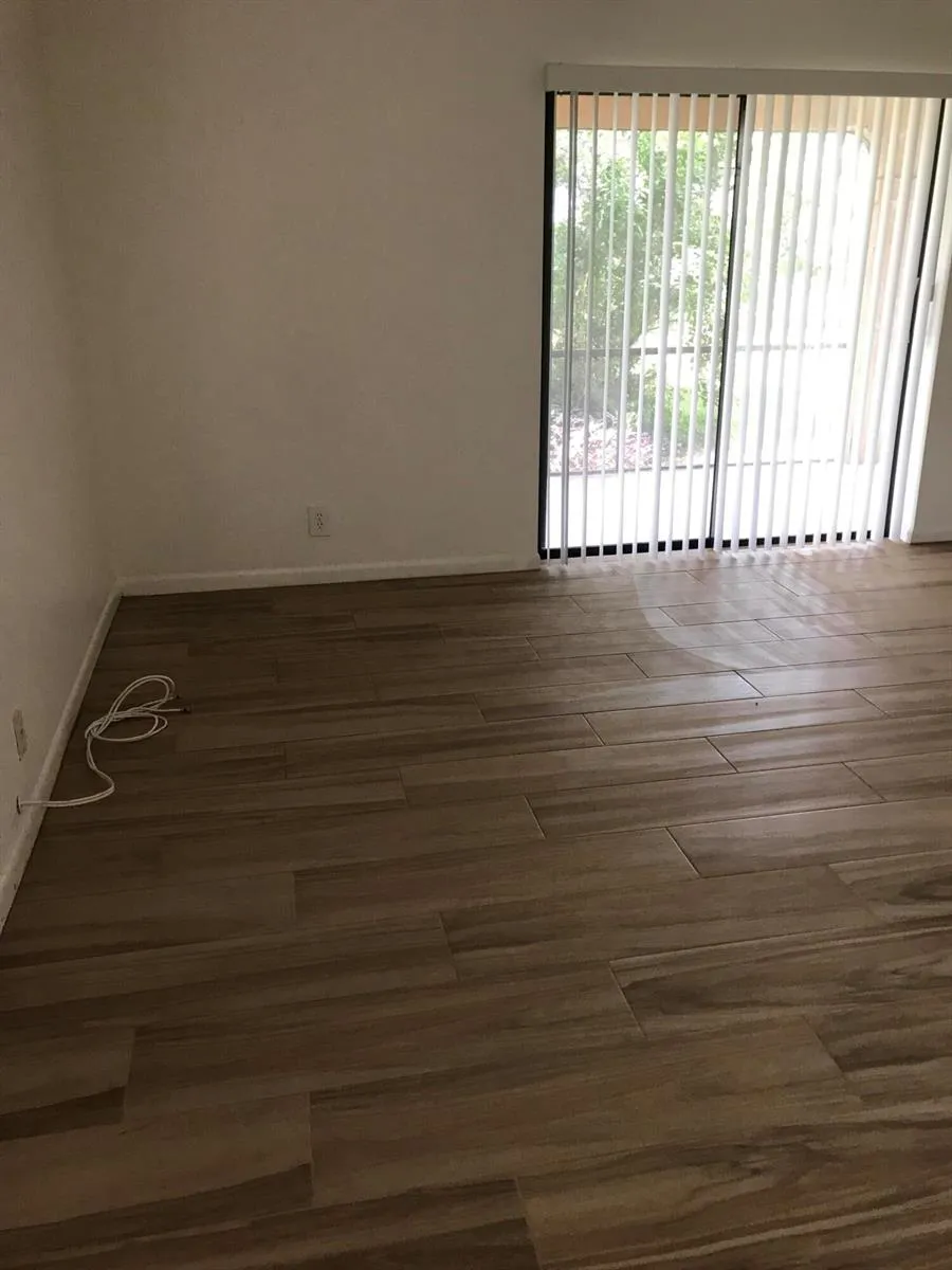 645 Executive Center Drive #R-105 West Palm Beach, FL 33401