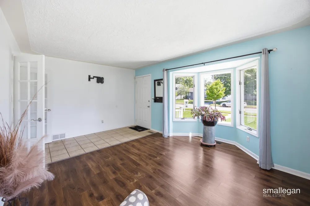 4227 Flamingo Avenue SW Wyoming City, MI 49509