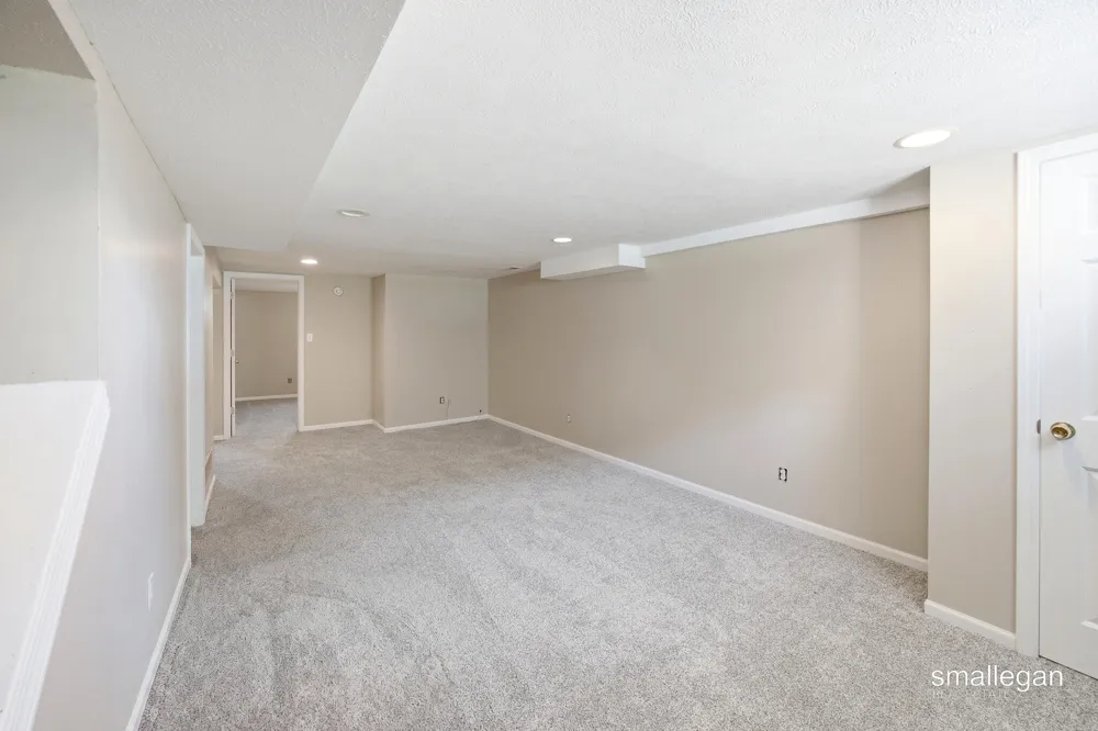 4227 Flamingo Avenue SW Wyoming City, MI 49509