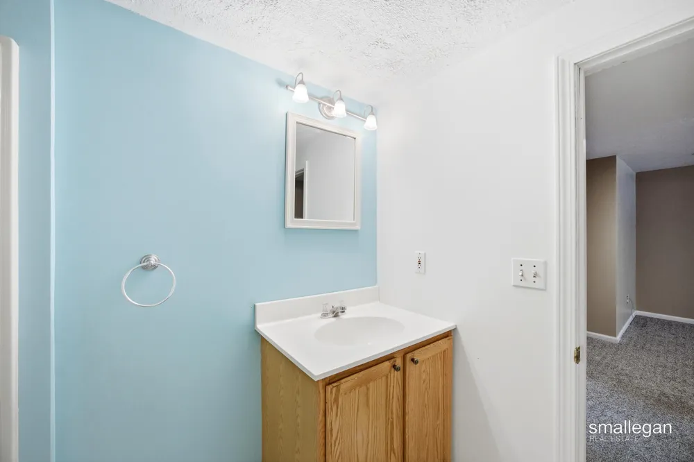 4227 Flamingo Avenue SW Wyoming City, MI 49509