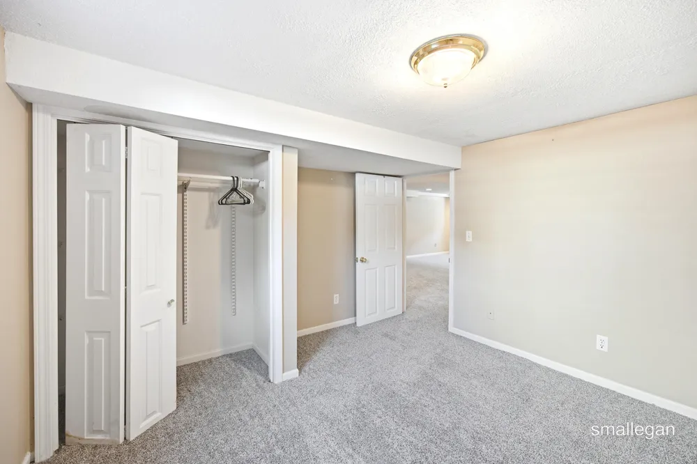 4227 Flamingo Avenue SW Wyoming City, MI 49509
