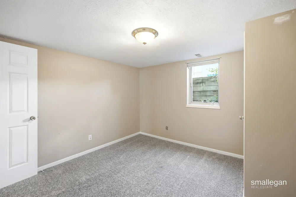4227 Flamingo Avenue SW Wyoming City, MI 49509