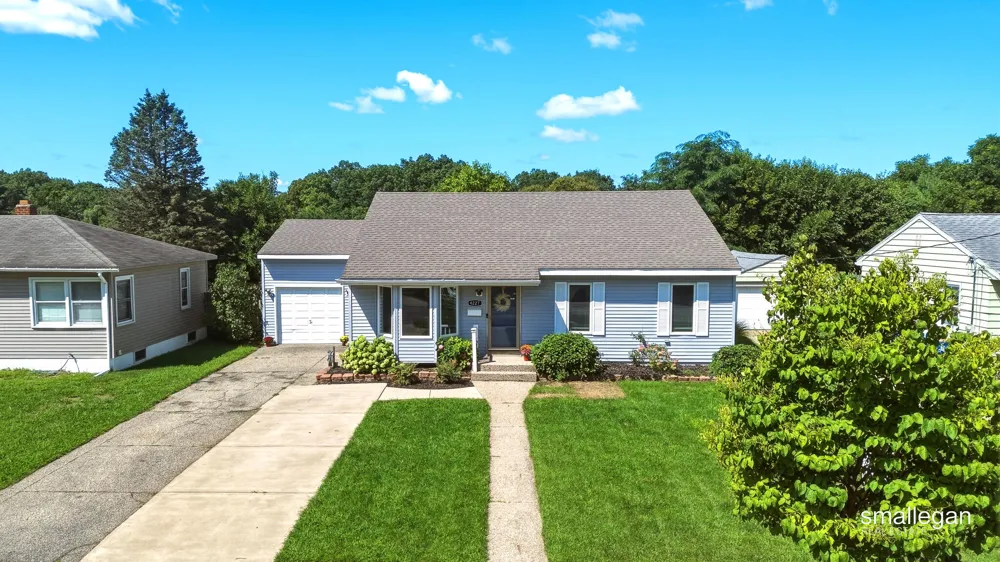 4227 Flamingo Avenue SW Wyoming City, MI 49509