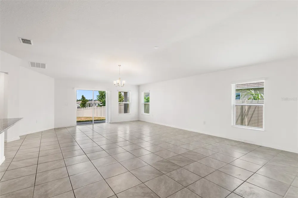 1425 ENGELBERG STREET Winter Haven, FL 33881