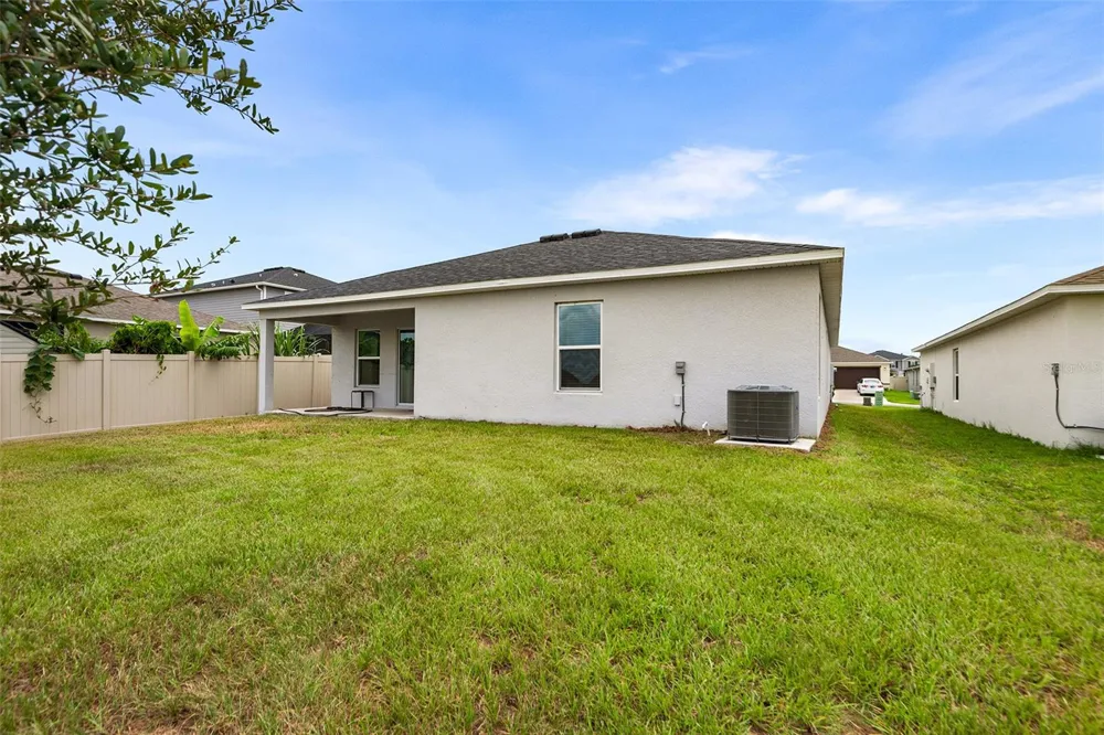 1425 ENGELBERG STREET Winter Haven, FL 33881