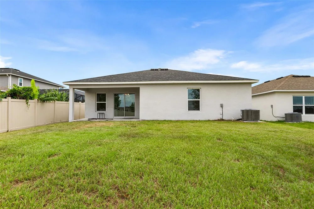 1425 ENGELBERG STREET Winter Haven, FL 33881