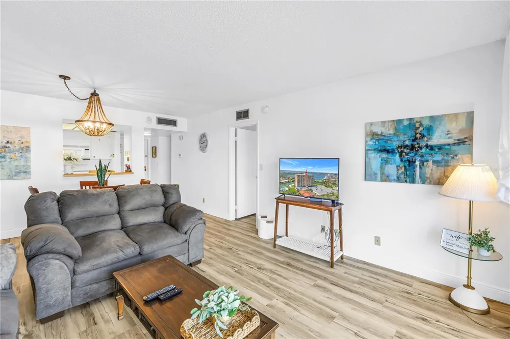 4900 BRITTANY DRIVE S #205 St Petersburg, FL 33715