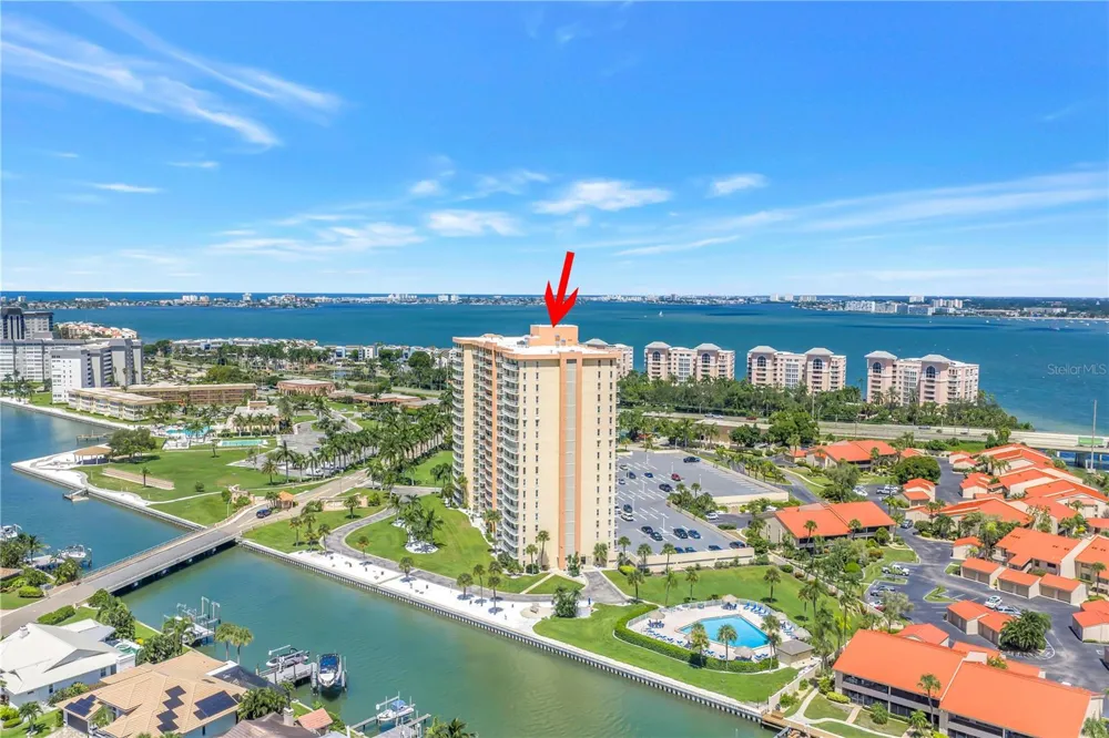 4900 BRITTANY DRIVE S #205 St Petersburg, FL 33715