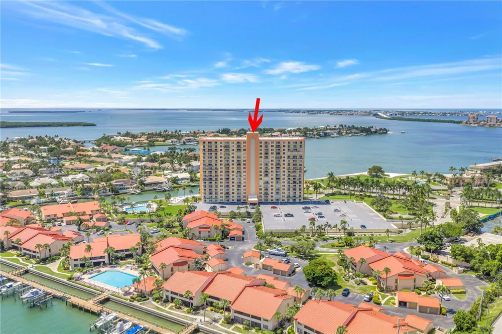 4900 BRITTANY DRIVE S #205 St Petersburg, FL 33715