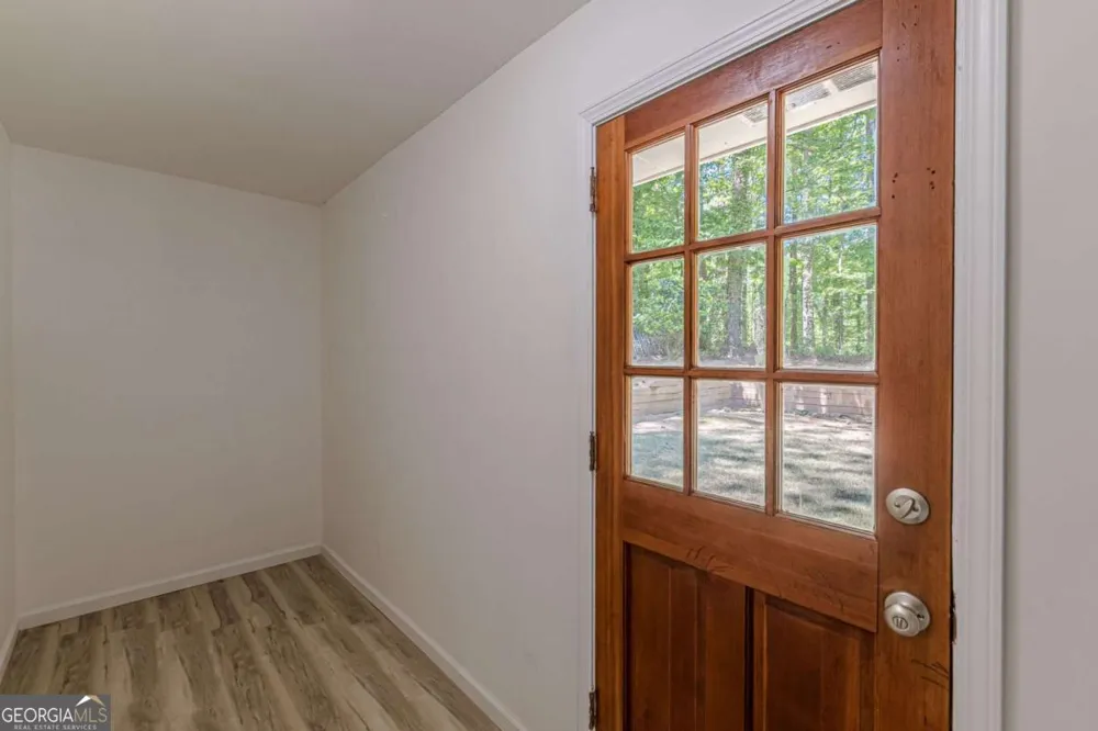 3483 Scenic DR East Point, GA 30344