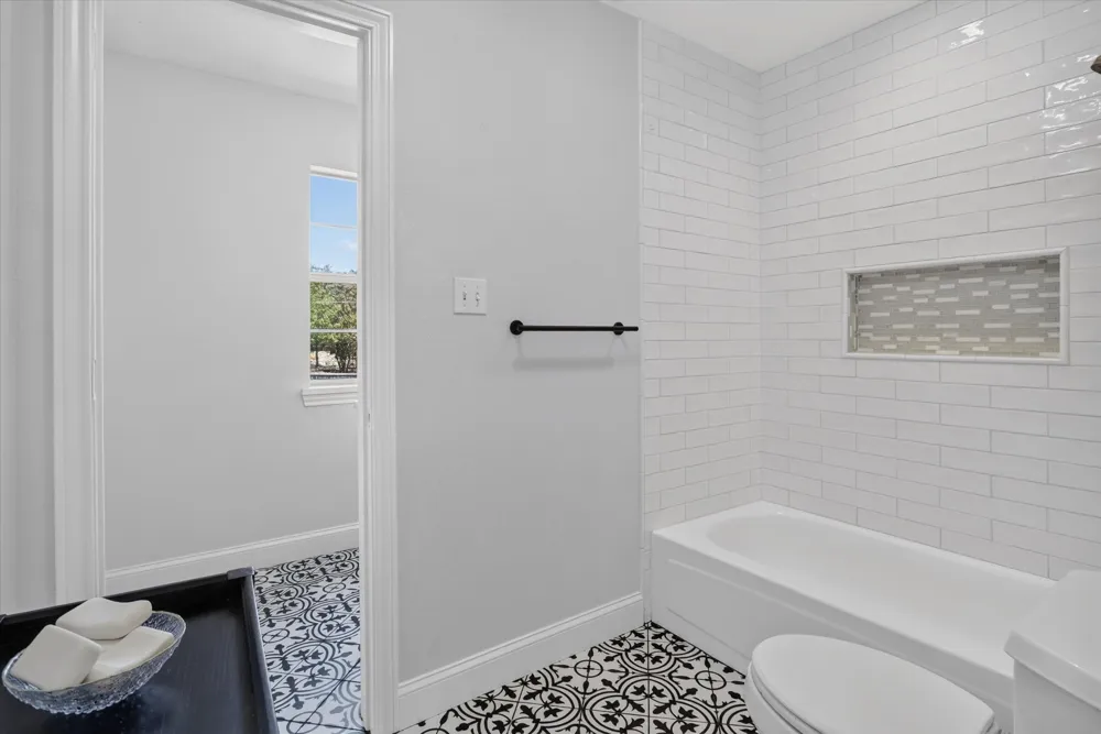 225 Shady Hill Lane Double Oak, TX 75077