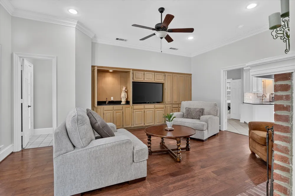 225 Shady Hill Lane Double Oak, TX 75077