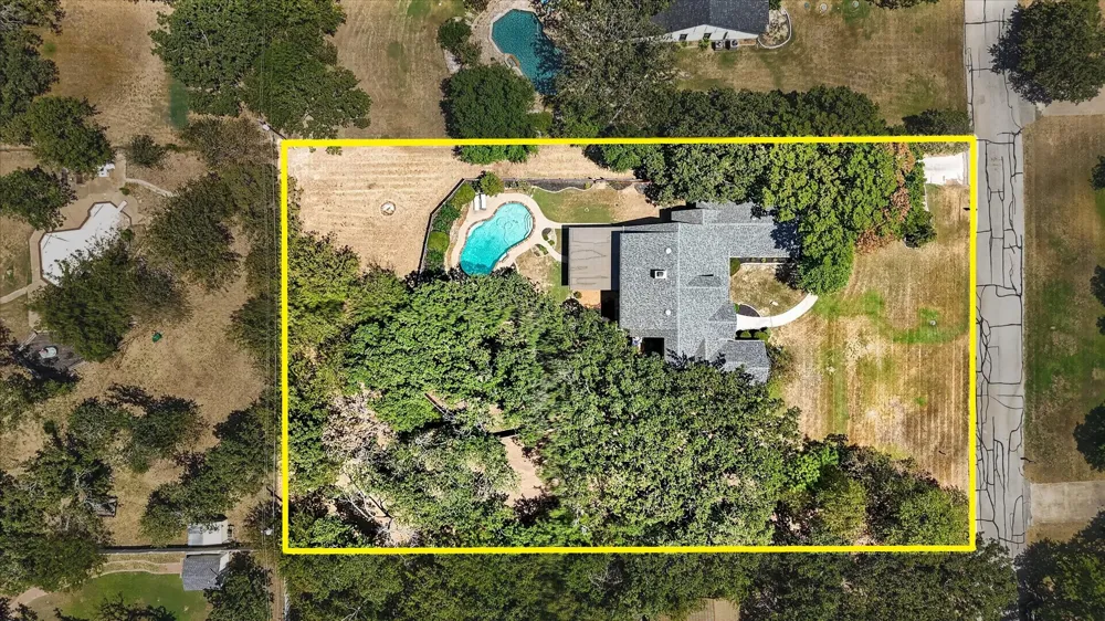 225 Shady Hill Lane Double Oak, TX 75077