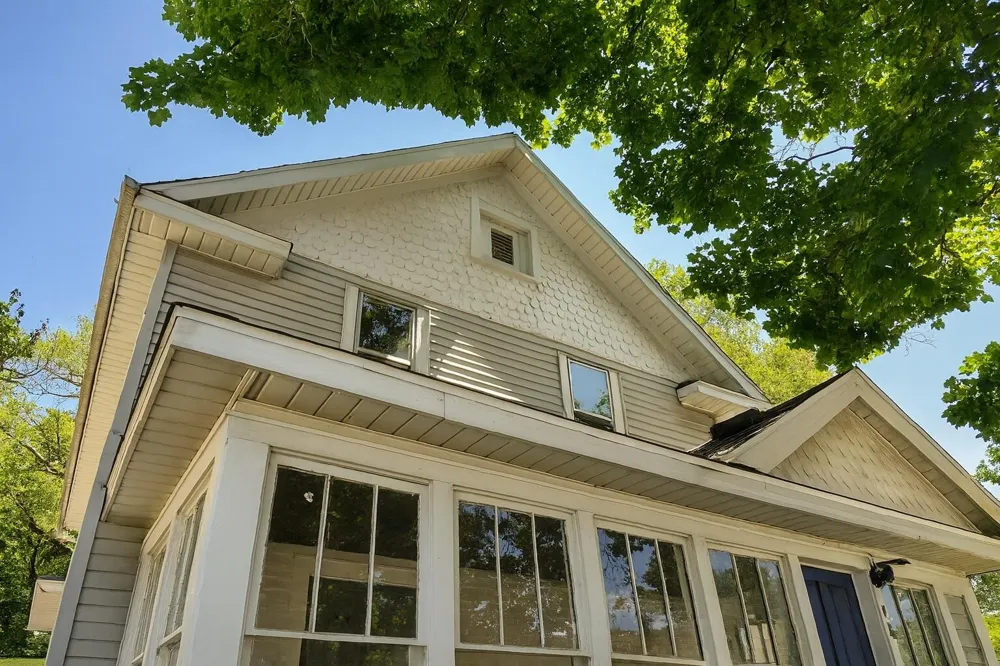 1517 James Street Kalamazoo, MI 49001