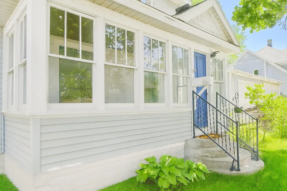 1517 James Street Kalamazoo, MI 49001