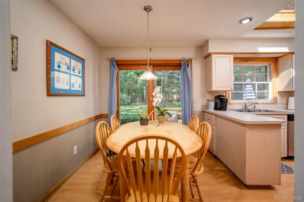 6826 Spruce Drive Bloomfield Hills City, MI 48301