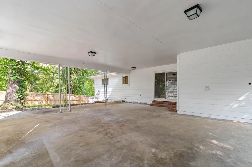 208 Flora Circle Chattanooga, TN 37415