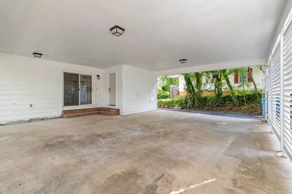 208 Flora Circle Chattanooga, TN 37415