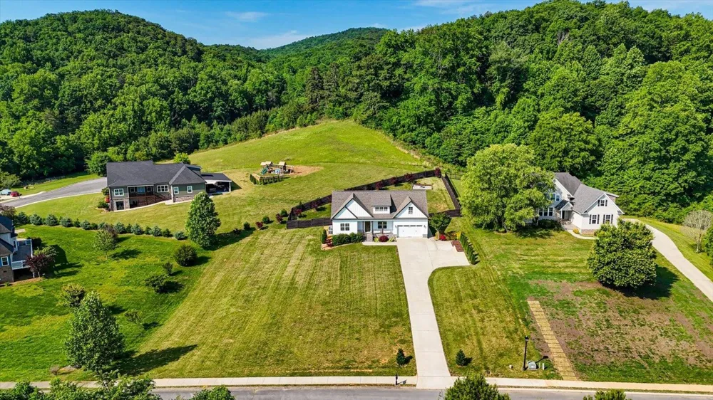315 Windy Hill Drive Rocky Face, GA 30740