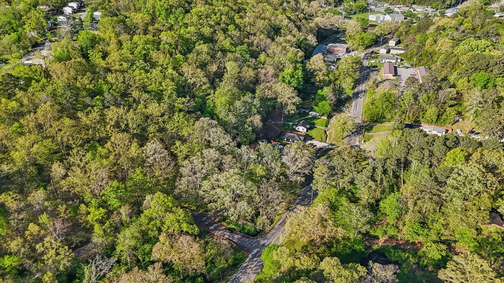 1018 Shallowford Road Chattanooga, TN 37411
