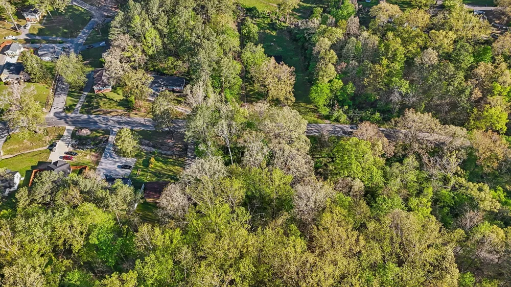 1018 Shallowford Road Chattanooga, TN 37411