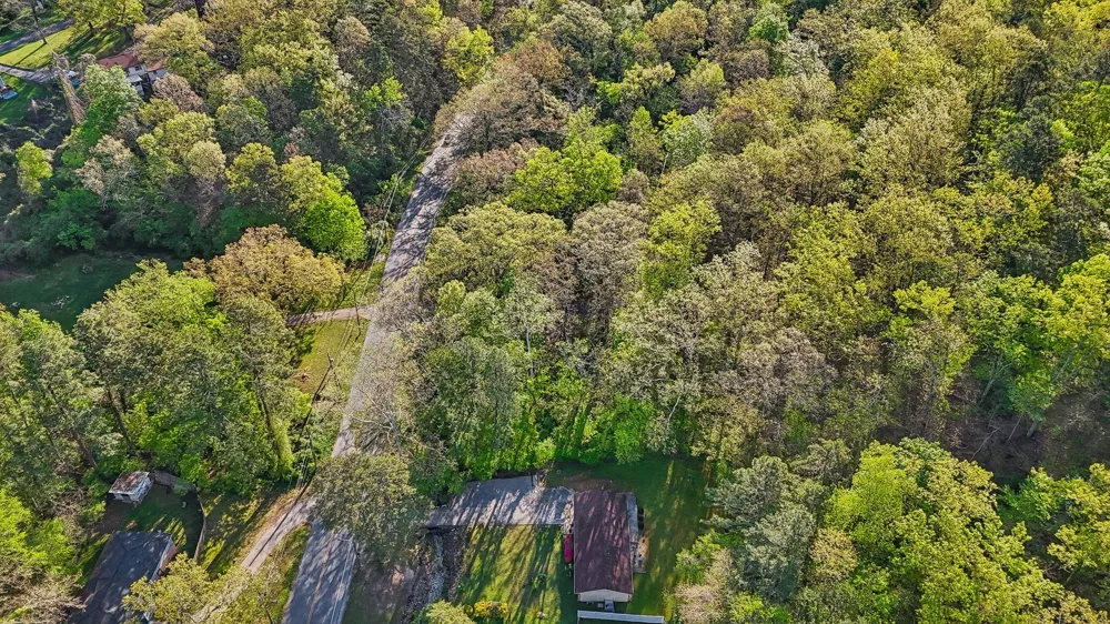 1018 Shallowford Road Chattanooga, TN 37411
