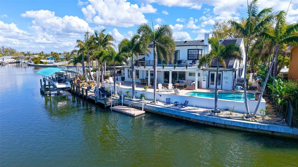 10432 SPOONBILL ROAD W Bradenton, FL 34209