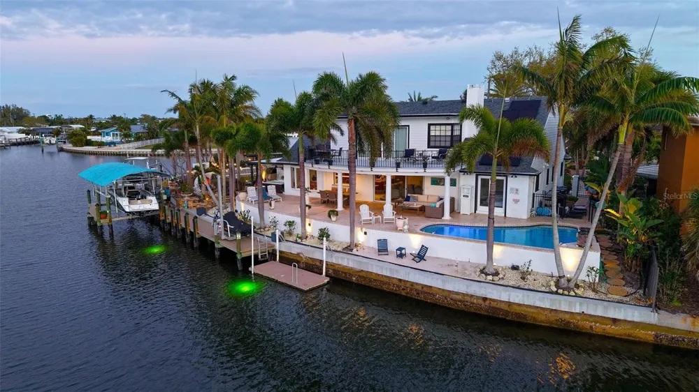 10432 SPOONBILL ROAD W Bradenton, FL 34209