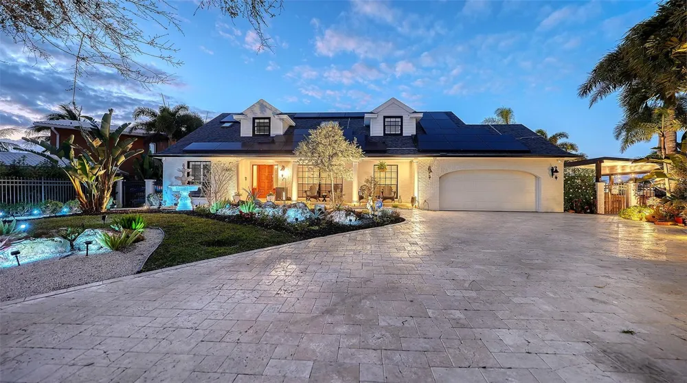 10432 SPOONBILL ROAD W Bradenton, FL 34209